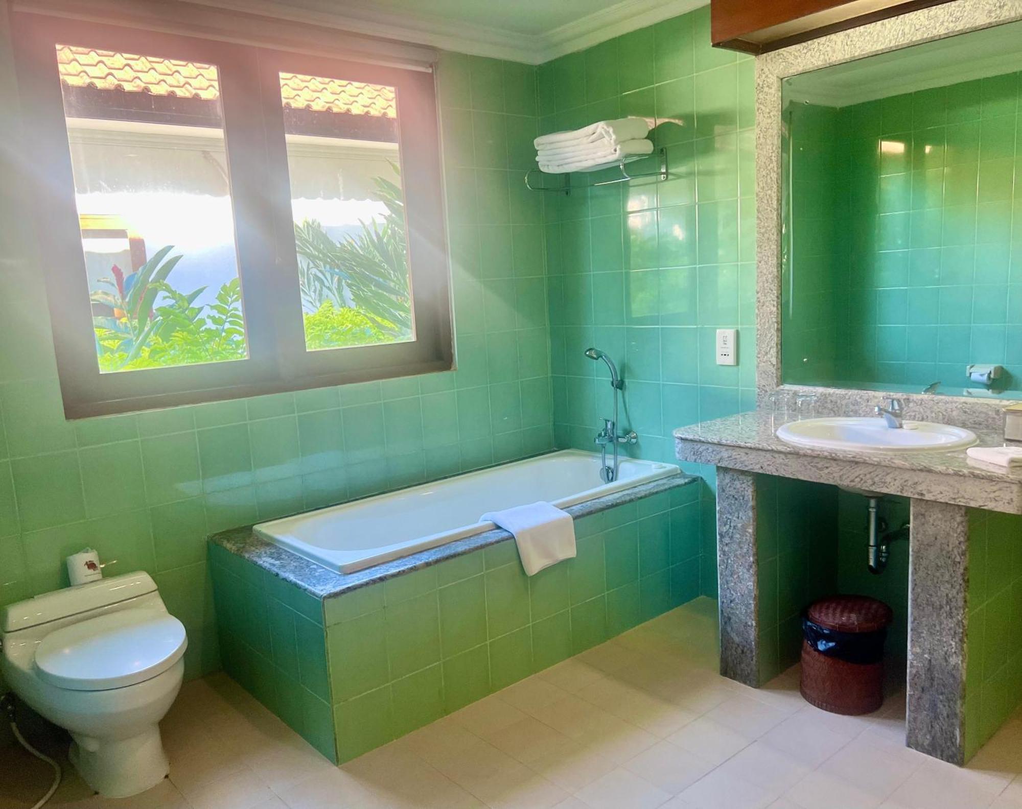 Charlie Guest House Nusa Dua  Exterior photo